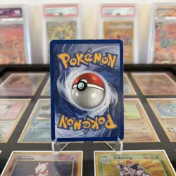 Machamp 8/102 Base Set 1st Edition Holo Rare 1999 Vintage Pokemon Card - Image 3
