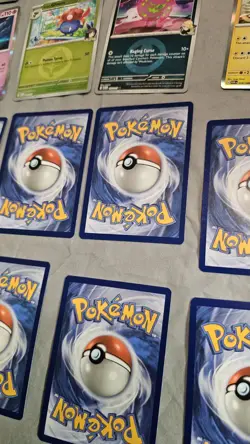 1100 Pokemon Card Bulk Lot NM Modern Commons Uncommons Holos Mixed Sets No Energ - Image 4