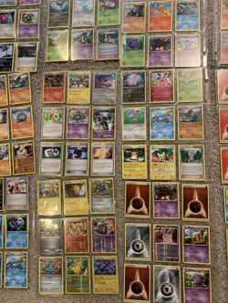 A Lot (600/700+ Cards) of Pokemon Cards In Good Condition With Some Rares - Image 4