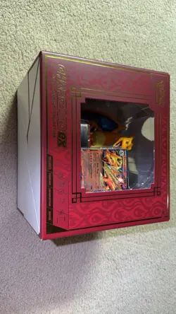 Pokemon TCG Charizard ex Super Premium Collection Box - Image 2