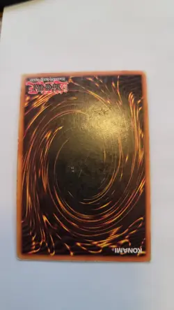 Yu-Gi-Oh! TCG Dark Magician SDY-006 Ultra Rare Unlimited, Moderately Played - Image 2
