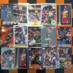 Shawn Kemp 177 Basketball Card Lot *Excellent Condition* - Image 3
