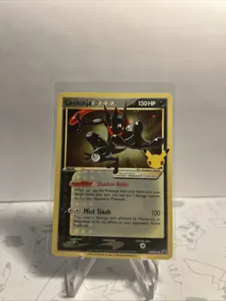 Pokemon Card TCG - Greninja Gold Star SWSH144 Black Star Promo Celebrations NM - Image 3