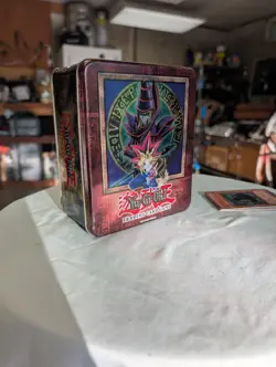 Yu-Gi-Oh 2003 Collectible Tin Yugi Dark Magician. Bulk CardsU - Image 3