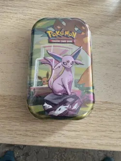 Pokemon TCG | Scarlet & Violet | Prismatic Evolutions Mini Tin – Espeon - Image 1