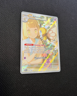 Pokemon TCG: Lillie's Ribombee 164/159 - Sv09 Journey Together - Image 2