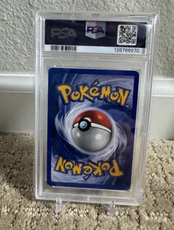 2000 Pokemon TCG Scyther 17/130 Base Set 2 Holo Rare PSA 8 English - Image 2
