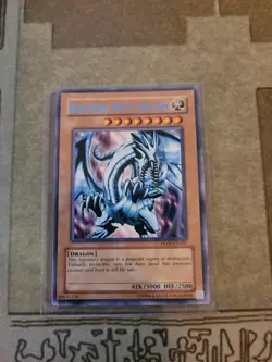 YUGIOH BLUE-EYES WHITE DRAGON DL09-EN001 RARE UNLIMIT ED BLUE DUELIST LEAGUE NM - Image 1