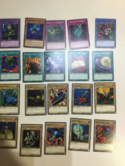 Yugioh YU-GI-OH CCG 20 card Lot many great cards Most have 1st edition lot 01-26 - Image 1