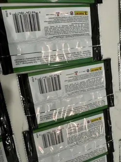 ( Lot Of 34 ) 2025 Score Football 5 Card Packs New & Sealed - Image 4