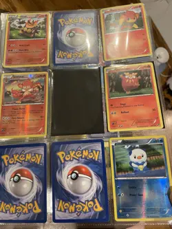 Pokemon Black & White Incomplete Set Inside Portfolio Reverse Holos, Cards - Image 4