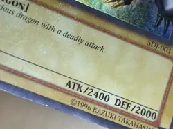 YUGIOH ERROR/MISPRINT - Holo Bleed - Red Eyes B. Dragon -SDJ-001 - LP/MP - Image 3
