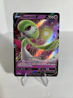 Gardevoir V SWSH105 Full Art Ultra Rare Pokemon Card - Image 1