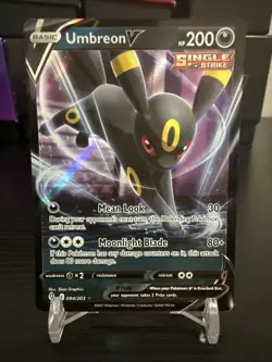 Near Mint - Umbreon V 094/203 Evolving Skies Full Art Ultra Rare Pokemon Card - Image 1