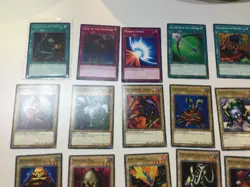Yugioh YU-GI-OH CCG 20 card Lot many great cards Most have 1st edition lot 01-45 - Image 5