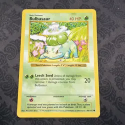 Bulbasaur 44/102 Shadowless Base Set 1999 WOTC Pokemon Card D2 - Image 1