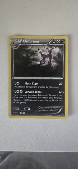 Pokemon TCG Umbreon XY96 Black Star Promo Holo Card - Image 1