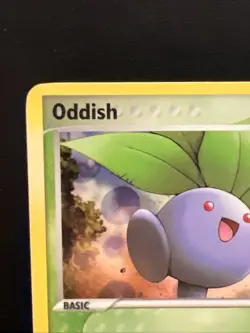 Pokemon Oddish Card Unseen Forces 64/115 Reverse Holo Stamped LP - Image 2