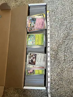Pokemon Tcg Bulk Lot non Holo, Reverse Holo, Holo Cards Mixed. Swsh & SV Era - Image 1