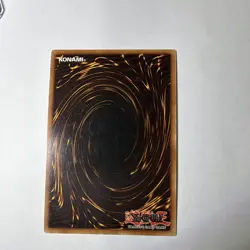 Konami Yu-Gi-Oh! Blue-Eyes White Dragon SDK-001 1st Ed UR Holo ENG - Image 2