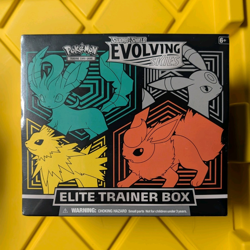 Pokemon TCG Sword & Shield—Evolving Skies Elite Trainer Box English - Image 1