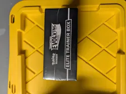 Pokemon TCG Sword & Shield—Evolving Skies Elite Trainer Box English - Image 5