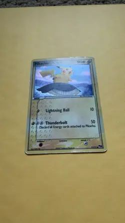 Pokemon TCG Pikachu Holo Inverted Back Error 12/17 - POP Series 5 - Image 2