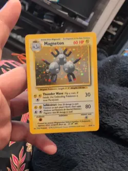 Pokemon TCG Magneton Base Set 9/102 Holo 1999-2000 Wizards Base Set Copyright - Image 1