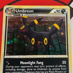 UMBREON 10/90 SWIRL Heart Gold & Soul Silver Undaunted Rare Holo Pokemon Card NM - Image 2