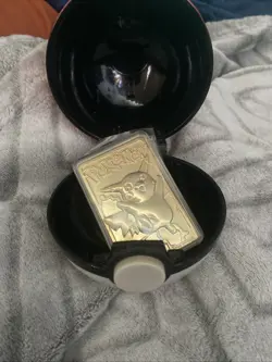 1999 Burger King promo Gold Plated Pokemon PIKACHU Card - Image 2