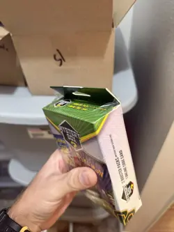 2022 Walgreens Pokemon Mystery Box 'Green' Random Modern Vintage Trusted Seller! - Image 2