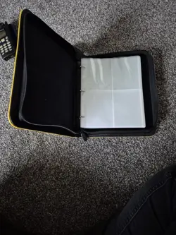 Evee and Pikachu Pokemon 400 Card Zip Binder - Keep Your Collection Safe! - Image 3