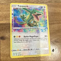 Rayquaza 138/185 Vivid Voltage Amazing Rare Holo French HP 120 (2020) - Image 1