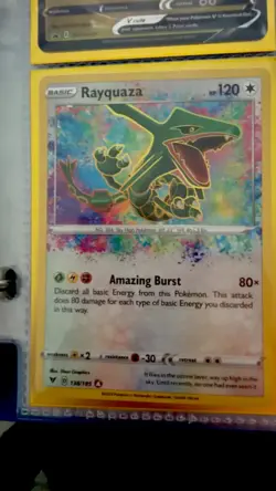 Rayquaza 138/185 SWSH04 Vivid Voltage Amazing Rare Holo English Pokemon TCG - Image 1
