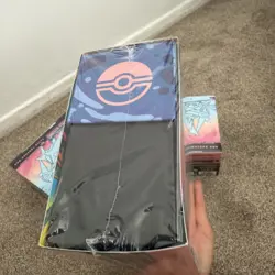 Pokemon TCG Chaos Rising Pokemon Center ETB BRAND NEW TINY RIP IN SEAL ‼ - Image 2