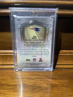 2025 Topps Chrome Legends of the Gridiron Tom Brady #LOG-9 Aqua Refractor /199 - Image 2