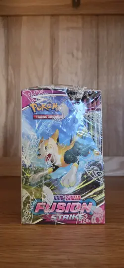 Fusion Strike Half Booster Box x1 – New Sealed - Pokemon TCG Card Rare 18 packs - Image 2