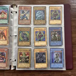 Binder Of Vintage Yu-Gi-Oh! Cards - Blue Eyes, Red Eyes, Dark Magician ++ - Image 1