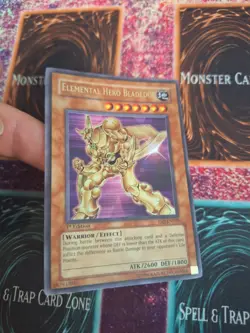 Yugioh Elemental Hero Bladedge YSD-EN019 Ultra Rare 1st Edition Near Mint - Image 2