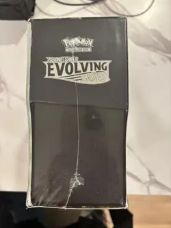 Pokemon TCG Sword and Shield Evolving Skies Elite Trainer Box ETB Sealed - Image 5