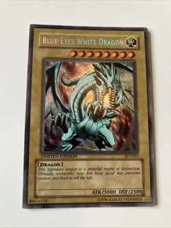 Yu-Gi-Oh! Blue-Eyes White Dragon BPT-003 Secret Holo, HP Condition - Image 1