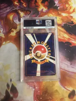 Pokemon TCG 1997 Japanese Mystery of the Fossils Moltres Holo #146 PSA 9 - Image 2