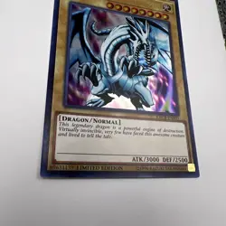 Yu-Gi-Oh Blue-Eyes White Dragon KACB-EN001 Ultra Rare Limited Edition T4527 - Image 2