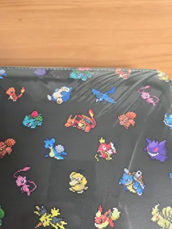 Pokemon Kanto Pixel Sprite Zip Binder - Pokemon Center Exclusive - 360 Cards - Image 2