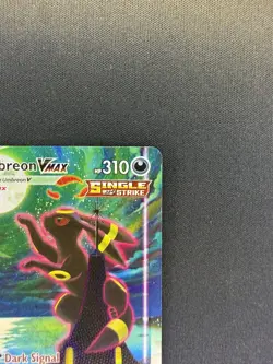 Pokemon TCG Evolving Skies Umbreon VMAX Alternate Art Secret Rare Card 215/203 - Image 4