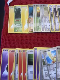 Pokemon 2007, 2008, 2009 Lot - Commons, Energy, Trainers. Majority LP/NM Vintage - Image 2