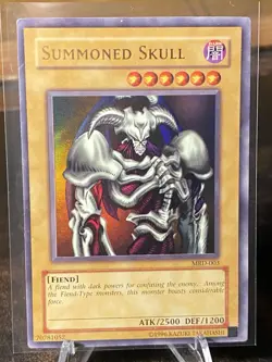 Yugioh NM/LP Summoned Skull MRD-003 Metal Raiders Ultra Rare Holo Unlimited - Image 1