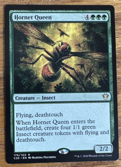 MTG Commander 2020, Hornet Queen - Image 1