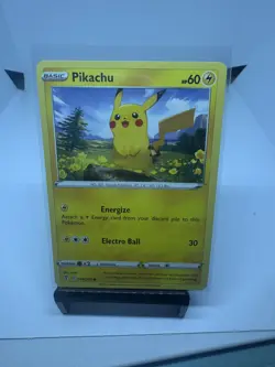 Pikachu - 049/203 - Pokemon TCG - SWSH07: Evolving Skies - Common - NM - Image 1