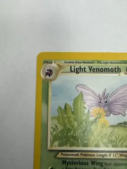 The Pokemon Company Light Venomoth 53/105 Neo Destiny Unlimited Uncommon 80 HP - Image 2